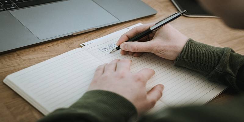 parts of an essay